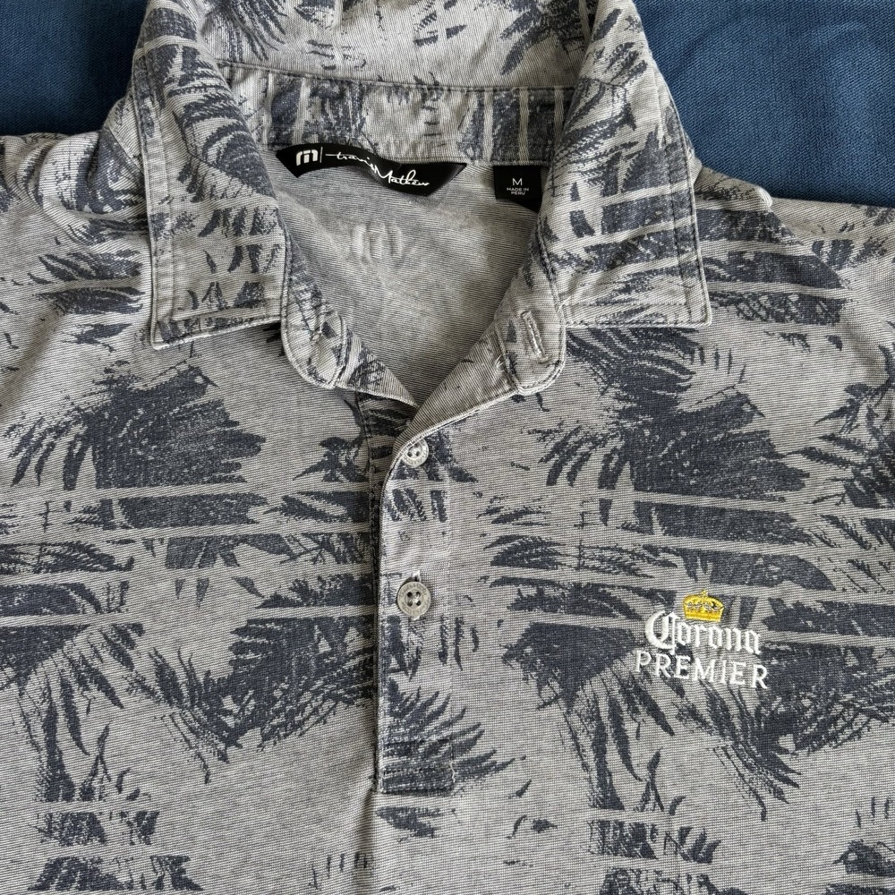 TravisMathew Men's Gray Tropical Print Embroidered Logo Short Sleeve Polo M